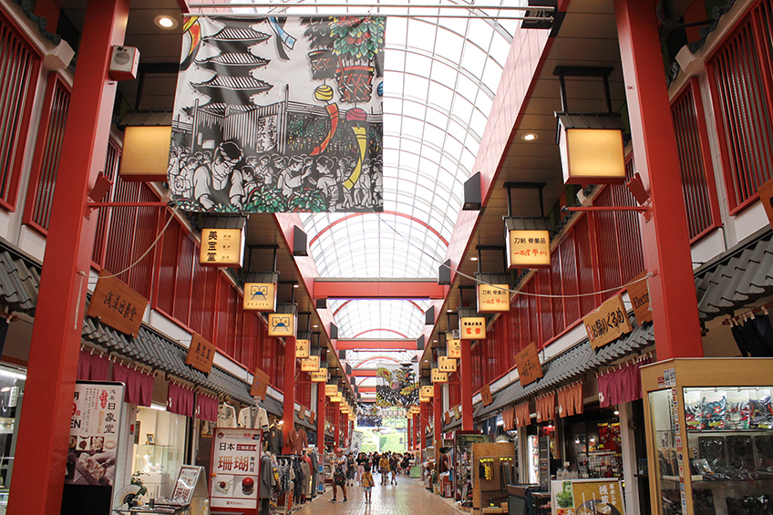ショッピングセンター　浅草西参道商店街（ショッピングセンター）まで388m