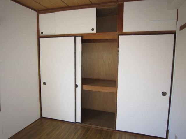 収納　天袋付の押入れで収納力アップ