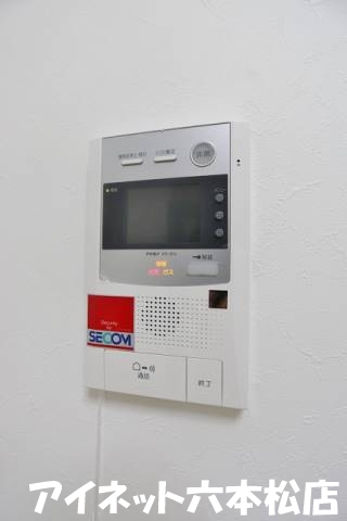 セキュリティ　モニター付きインターホンで安心です
