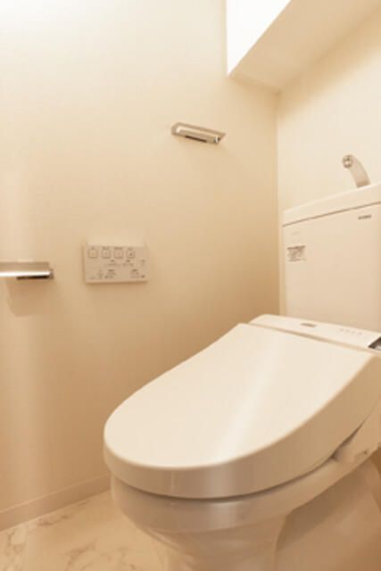 トイレ　清潔感のあるトイレです
