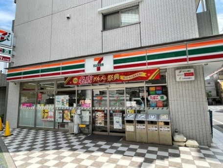 コンビニ　セブンイレブン板橋2丁目店（コンビニ）まで243m