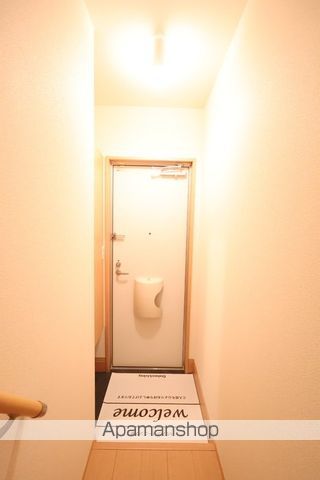 コーナスの玄関写真