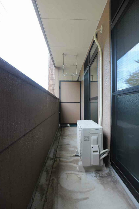 バルコニー　※別号室の写真です。陽当り良好