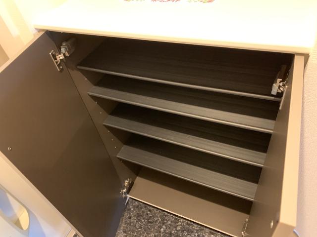 エントランス　収納