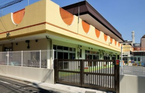 幼稚園・保育園　豊島区立西巣鴨第三保育園（幼稚園・保育園）まで184m