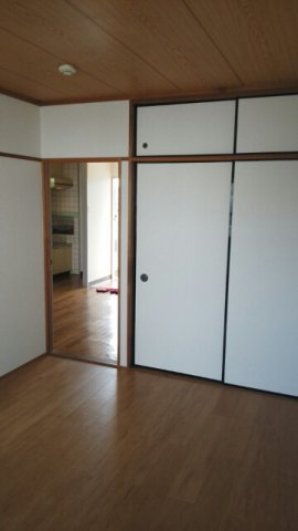 その他部屋・スペース　明るい色調の室内です