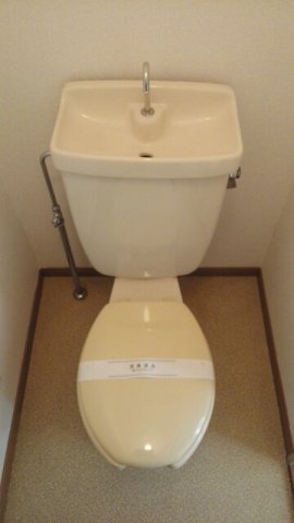 トイレ　トイレもきれいです