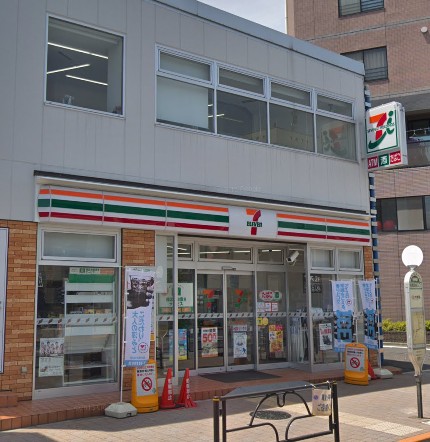 コンビニ　セブンイレブン中野上高田1丁目店（コンビニ）まで348m