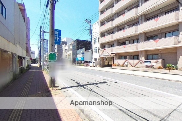 その他　前面道路（その他）まで0m