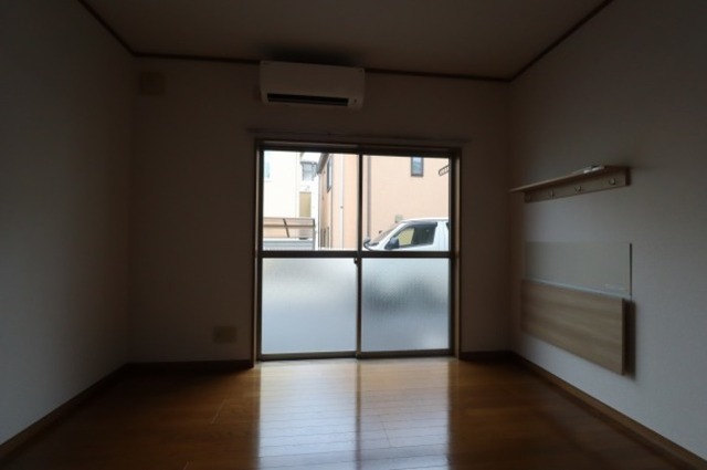 その他部屋・スペース　洋室６帖？