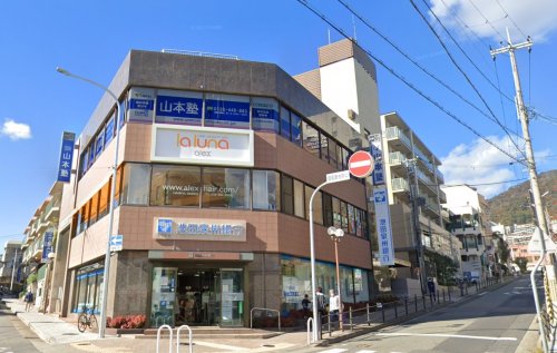 銀行　池田泉州銀行六甲支店（銀行）まで1984m
