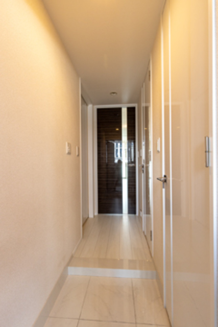 玄関　※写真は同タイプ住戸です。