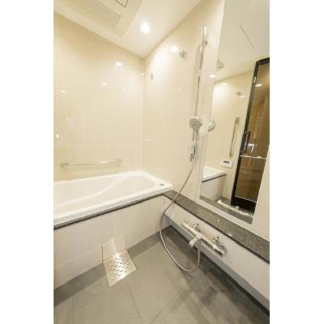バス・シャワールーム　※写真は同タイプ住戸です。