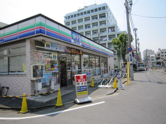 コンビニ　スリーエフ（コンビニ）まで118m