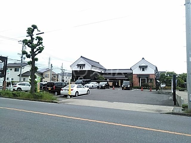 飲食店　珈琲屋らんぷ岡崎店（飲食店）まで182m