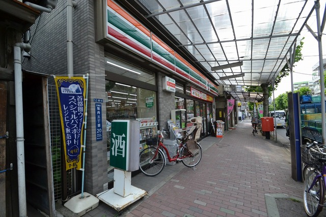 コンビニ　セブンイレブン（コンビニ）まで144m