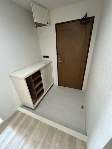 上ヶ原TWENTYEIGHTの玄関写真