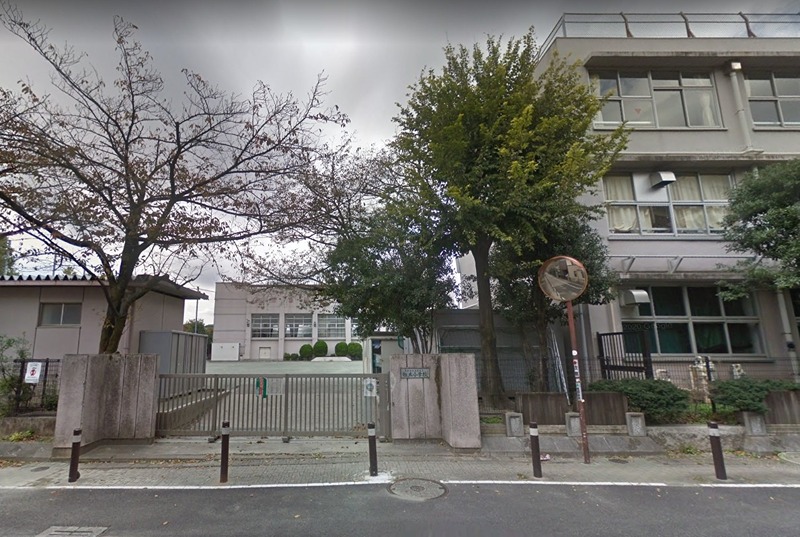 小学校　世田谷区立松丘小学校（桜新町）（小学校）まで1397m