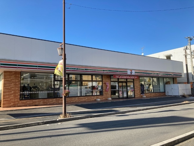 コンビニ　セブンイレブン富士見鶴馬西店（コンビニ）まで342m