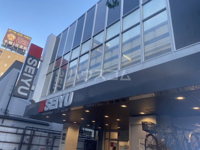 スーパー　西友 駒沢店（スーパー）まで588m