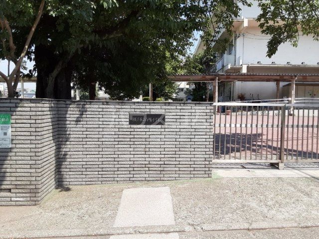 小学校　横浜市立白幡小学校（小学校）まで518m
