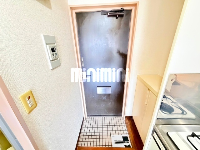 玄関　写真はリフォーム前です。