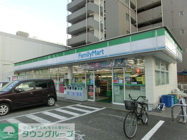 コンビニ　ファミリーマート（コンビニ）まで260m