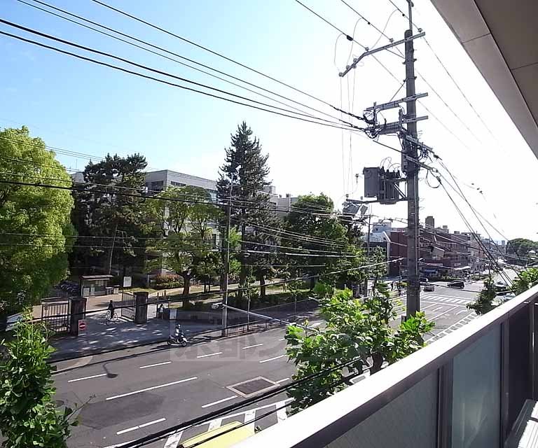 眺望　緑があります