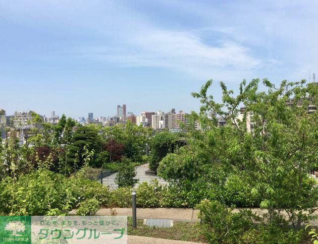 公園　目黒区立目黒天空庭園（公園）まで820m