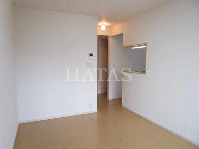 居室・リビング　同物件別部屋です。