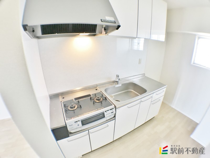 キッチン　同タイプ別部屋の写真です