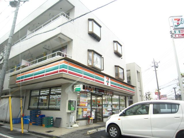 コンビニ　セブンイレブン川口芝3丁目店（コンビニ）まで40m
