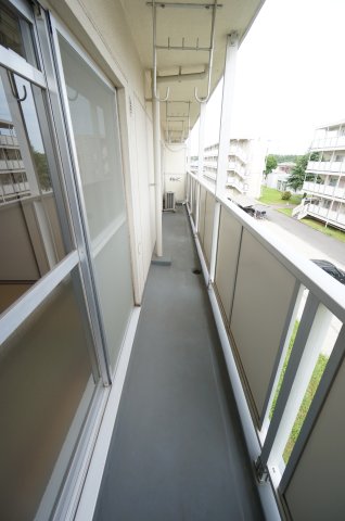 バルコニー　水曜日、営業時間外もご相談ください！