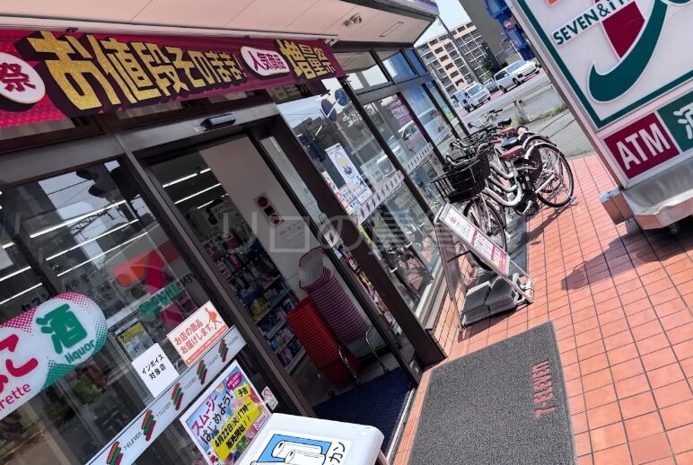 コンビニ　セブンイレブン川崎大師駅北店（コンビニ）まで1037m