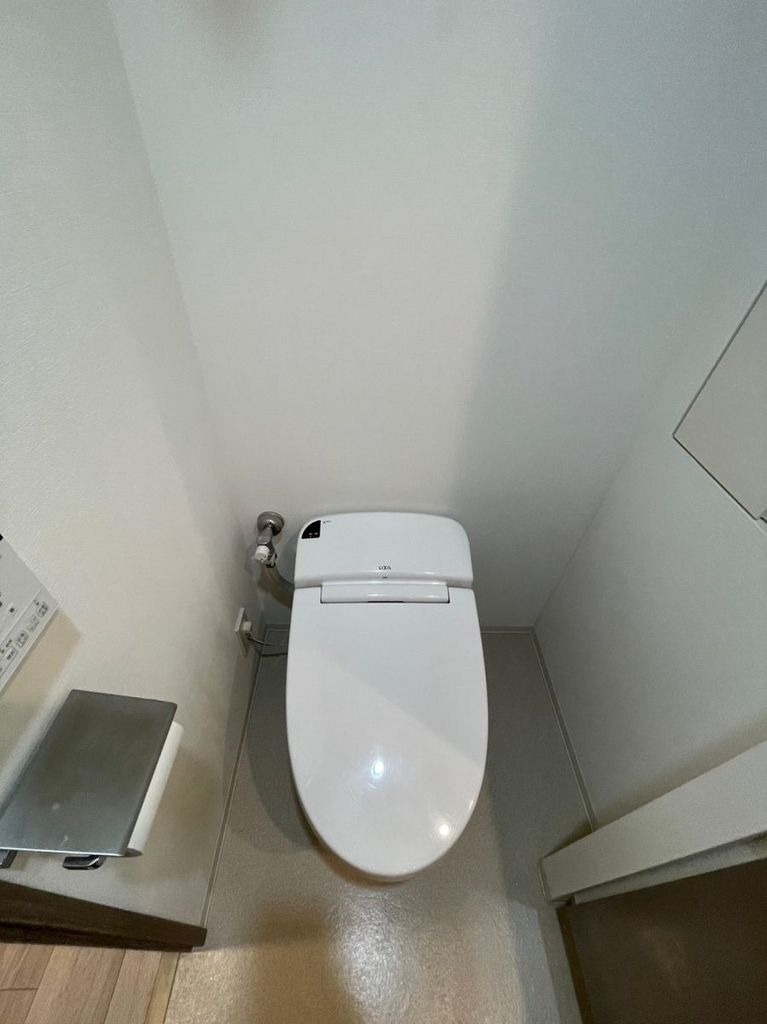 トイレ　別部屋の写真です