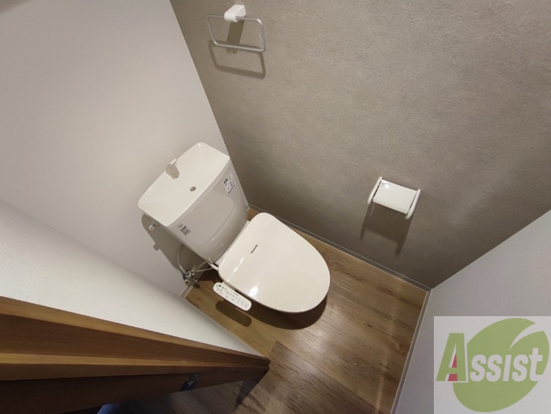 トイレ　こちらはトイレです。清潔感があり、安心して使用できます。