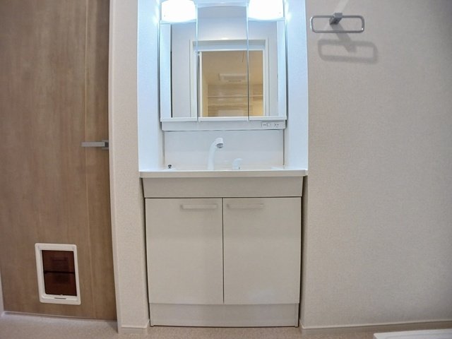 洗面設備　使いやすい洗面所です