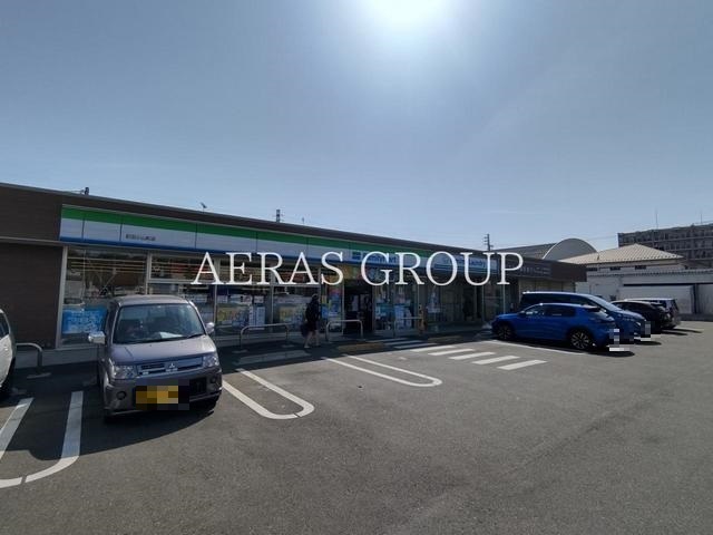 コンビニ　ファミリーマート 町田小山町店（コンビニ）まで154m