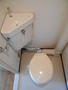 トイレ　トイレはセパレートで広い空間です