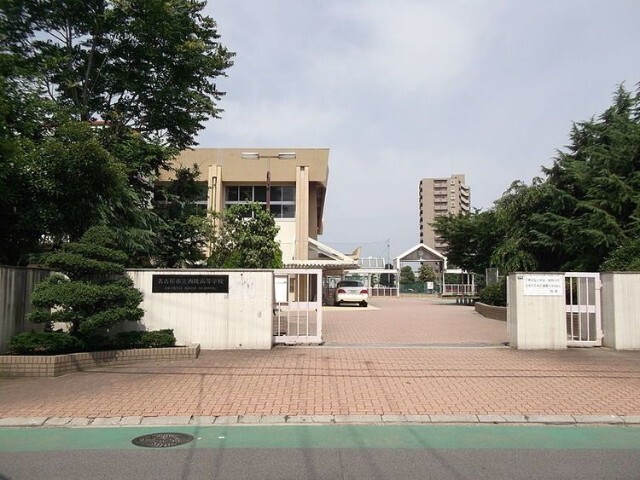 高校・高専　名古屋市立西陵高校（高校・高専）まで1318m