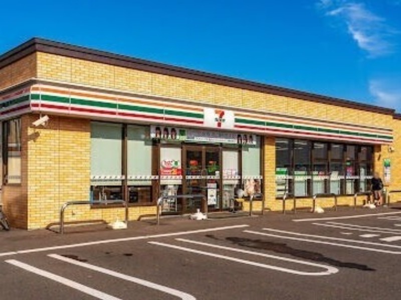 コンビニ　セブンイレブン札幌北31条東店（コンビニ）まで153m