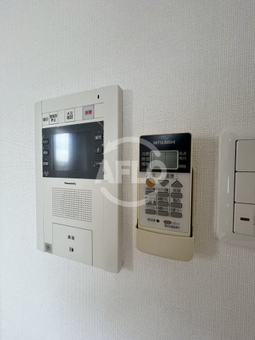 セキュリティ　レジディア新大阪　モニター付きインターホン