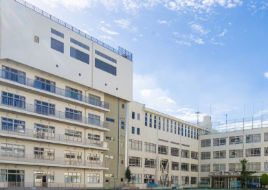 小学校　中央区立久松小学校（小学校）まで364m