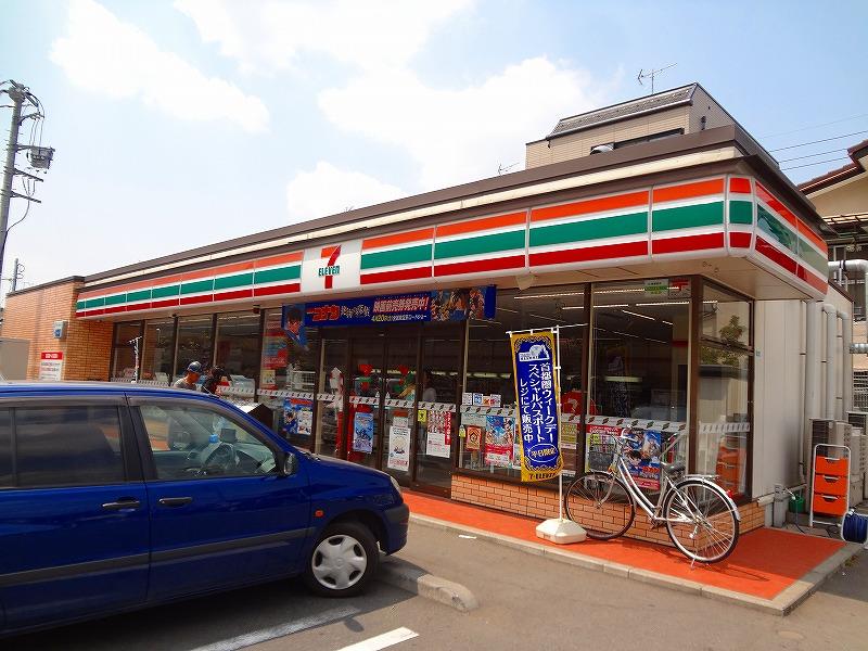 コンビニ　セブンイレブン（コンビニ）まで44m