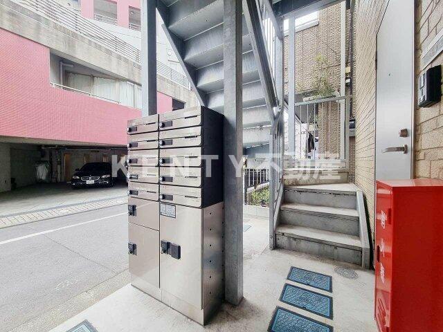 エントランス　建物の内部です