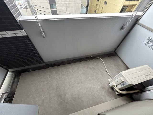 バルコニー　陽当たり良好なバルコニーです