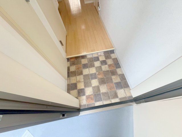 玄関　素敵な玄関は毎朝あなたを元気に送りだしてくれますよ。