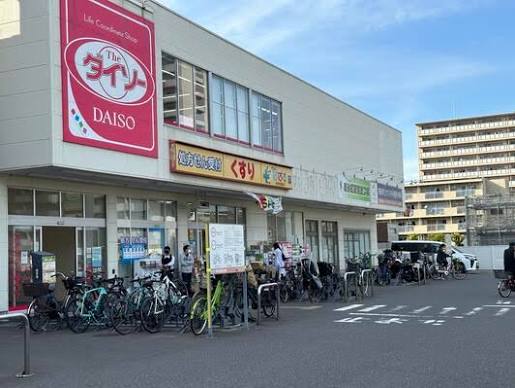ドラックストア　どらっぐぱぱす南砂町駅前店（ドラッグストア）まで399m
