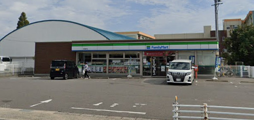 コンビニ　ファミリーマート 常滑榎戸店（コンビニ）まで540m
