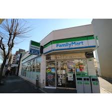 コンビニ　ファミリーマート 東小橋三丁目店（コンビニ）まで322m